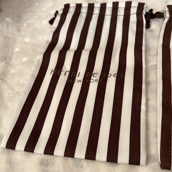 Authentic Henri Bendel Large Cloth Dust Bag - Picture 3 of 3
